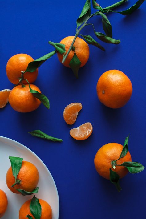 Monochromatic Photography, Contrast Photography, Citrus Plant, Fruit Photography, Wedding Color Inspiration, Graphic Poster Art, Still Life Photos, Orange Aesthetic, Orange Fruit