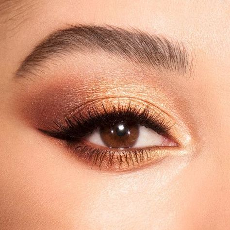 Gold Smokey Eyeshadow for Summer Luxury Palette, Copper Eyeshadow, Make Up Gold, Maquillage On Fleek, Gold Makeup Looks, Wedding Eye Makeup, Gold Eye Makeup, Eye Makeup Pictures, Gold Eyeshadow