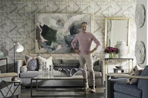 Designer Friday: Thom Filicia - ASPIRE DESIGN AND HOME Sculpture Furniture, Brain Storm, Thom Filicia, Luxe Living Room, Sofa Bed With Chaise, Famous Interior Designers, Room Design Inspiration, Eye Decor, Guest Bedroom Ideas