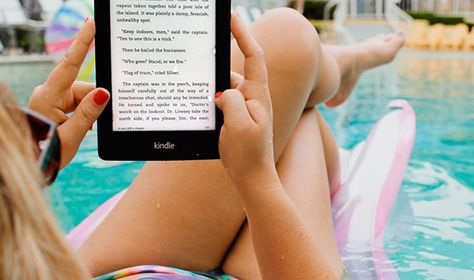 Meet Your New *Waterproof* Kindle! Bed With A View, Friends Birthday Gift Ideas, Travel Blender, Birthday Gift Ideas For Women, Travel Kettle, Friends Birthday Gift, Best Kindle, Built In Bed, South America Destinations