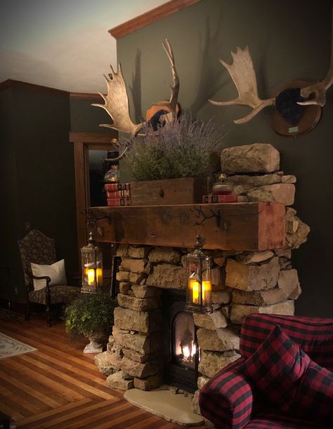 Cabin Mantle, Rustic Mantle, Mantle Decorations, Rustic Fireplace Mantels, Mantle Ideas, Western Rustic, Hunter S, Mantle Decor, Douglas Fir