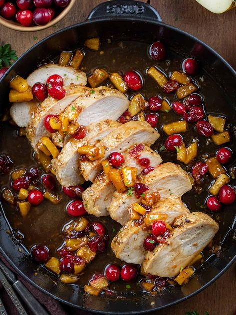 Cranberry Apple Pork Tenderloin Pork With Apples Crockpot, Pork Tenderloin With Glaze, Pork Tenderloin Recipes For Christmas, Pork Tenderloin Recipes With Sauce, Pork Tenderloin Recipes Christmas, Pork Loin Christmas Dinner, Christmas Pork Chops, Pork Tenderloin For Christmas Dinner, Holiday Pork Tenderloin Recipes