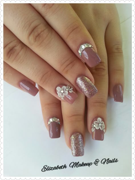 Nail Art Bridal Designs, Nail Art Design For Marriage, Elegant Nail Extensions, Nail Gel Extension Design, Bridal Pink Nails, Nail Art For Marriage, Shaadi Nails, Nail Extension Designs Nude Color, Nude Nails For Wedding