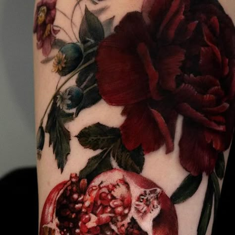 Dawn Tattoo Ideas, Colourful Tattoo Ideas, Dawn Tattoo, Narcissus Tattoo, Colourful Tattoo, Baroque Tattoo, Pomegranate Tattoo, Fake Skin Tattoo, Germany Tattoo