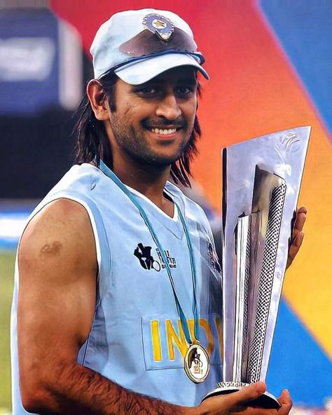 Ms Dhoni 2007 World Cup, Dhoni With World Cup, Ms Dhoni World Cup, Dhoni Back Pose, Indian Emblem Wallpaper, 4k Portrait Wallpaper, 2007 World Cup, 4k Portrait, I Love Cricket Images