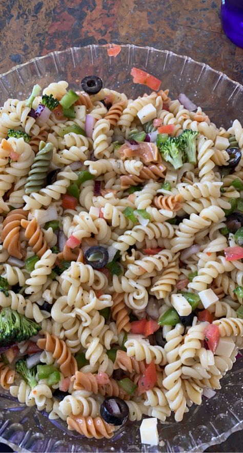 Aesthetic Pasta Salad, Pasta Salad Aesthetic, Lunch Pasta Salad, Symptoms Of Bronchitis, Remedies For Bronchitis, Home Remedies For Bronchitis, Salad Aesthetic, Pasta Healthy, Recipes Healthy Snacks