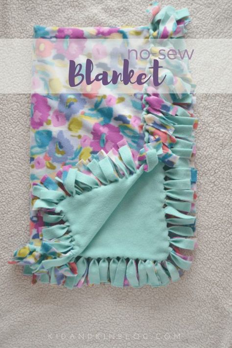 How To Sew Baby Blanket, No Sew Blanket, Diy Blankets, Fleece Sewing, Fleece Sewing Projects, Sew Blanket, Sew Blankets, No Sew Projects, Knot Blanket