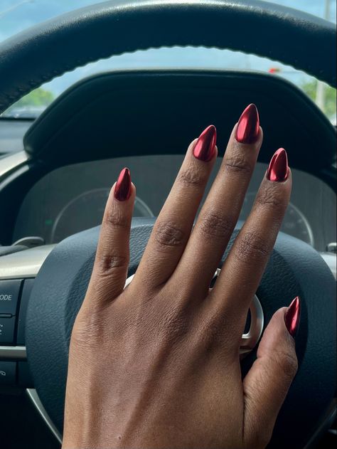 Red chrome femme fatale aesthetic nails almond shape red sultry chrome red wine nails French Gel Nails Designs, Red Chrome Almond Nails, French Tip Biab Nails, Nails French Tip Christmas, Aesthetic Natural Nails, Biab French Tip, French Tip Nails With Chrome, Biab Nails Short, French Tip Biab