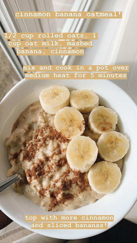 #healtyfood cinnamon banana oatmeal gluten and dairy free vegan vegetarian recipes easy an Smoothie Bowl Vegan, Plats Healthy, Gluten And Dairy Free, Low Sugar Recipes, Weight Watchers Desserts, Banana Oatmeal, Cinnamon Banana, Vegetarian Recipes Easy, Low Sugar