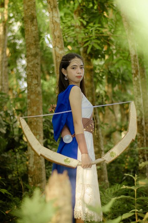 Artemis Costume Goddesses, Artemis Cosplay, Artemis Costume, Percy Jackson Cosplay, Greek Goddess Art, Goddess Artemis, Costumes Diy, Goddess Art, Purim