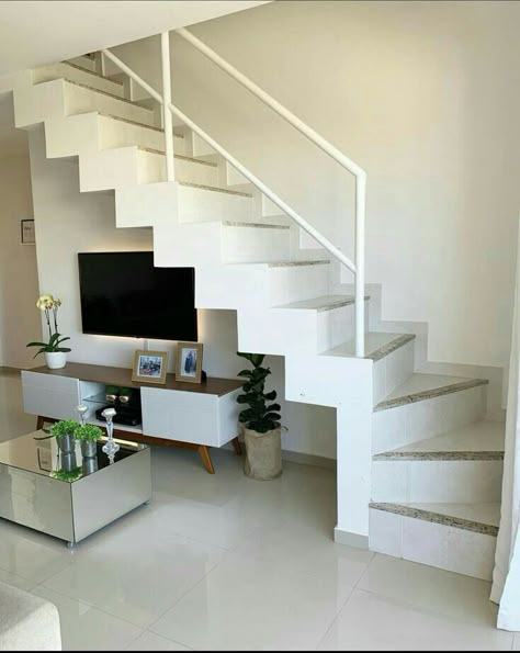 Staircase In Living Room, Stair Design Architecture, Tiny House Stairs, Stairs Design Interior, Stairs In Living Room, Home Stairs Design, Minimal House Design, Small House Design Plans, Home Decor Hacks