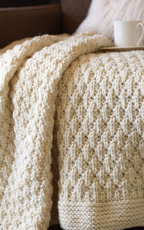 Free Knitting Patterns For Adult Blankets, Textured Knitted Blankets, Blanket Free Knitting Patterns, Knitting Patterns Afghans, Simple Blanket Knitting Pattern, Easy Knit Throw Pattern Free, Pretty Knitting Stitches, Free Knitting Patterns Blankets, Knit Blanket Patterns Free