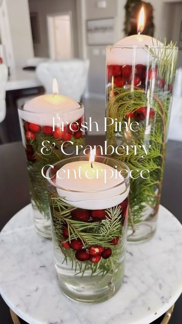 Floating Cranberries Centerpiece, Holiday Floating Candle Centerpieces, Floating Candles For Christmas, Floating Candle Centerpieces Christmas, Cranberry Centerpiece Christmas, Floating Christmas Candles, Simple Christmas Centerpieces For Table, Diy Christmas Flower Arrangements, Candle Tray Centerpiece