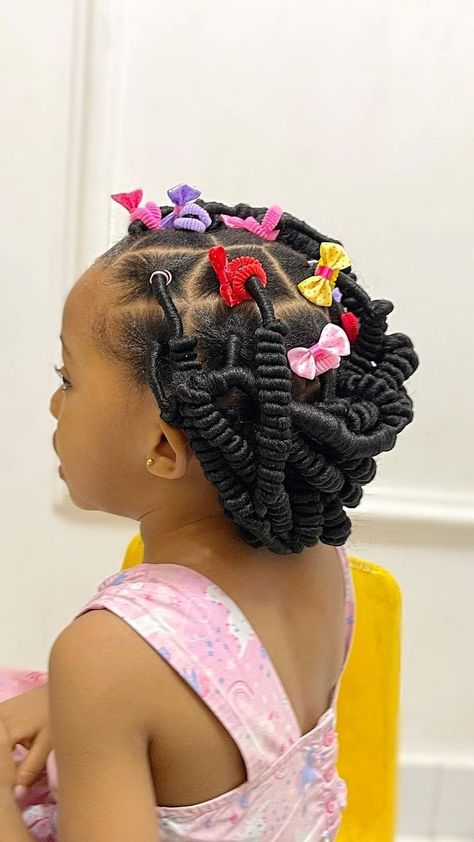 Kids Hair Braiding Styles, Kids Natural Hairstyles Braids, Kiko Hairstyle With Wool, Children Hair Styles, Toddler Box Braids, Hair Styles For Children, Toddler Cornrow Styles, African Hairstyles For Kids, Hairstyles For Children