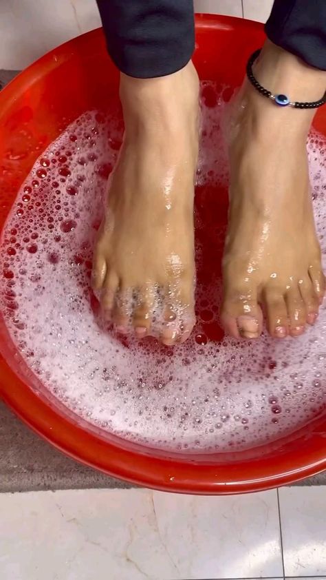 #Lemon_Baking #Beginner_Skin_Care_Routine #Water_Lemon #Hand_And_Foot_Care Lemon Baking, Beginner Skin Care Routine, Water Lemon, Natural Skin Care Ingredients, Hand And Foot Care, Beautiful Skin Care, Tan Removal, Diy Skin Care Routine, Face Skin Care Routine