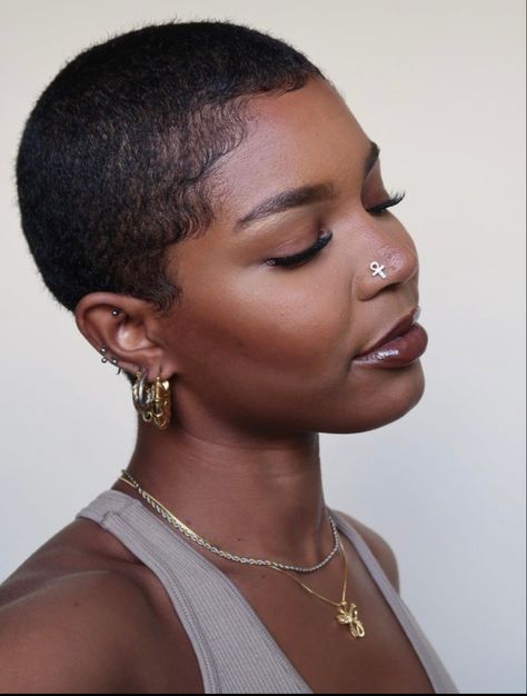 Buzzed Natural Hair, Shaved Natural Hair Black Women, Buzzcut On Women, Black Women Low Cut Hairstyles, 4c Buzz Cut Black Women, Chopped Pixie Haircut, Short 4c Haircut, Bald Cuts For Black Women, Buzz Cut On Women