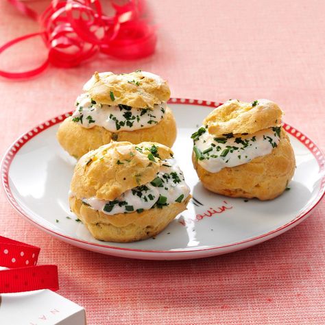 Savory Cream Puffs Appetizers, Savoury Cream Puffs, Savory Cream Puffs Filling, Savory Cream Puffs, Savory Puffs, Crab Puffs, Cream Cheese Puffs, Cream Puffs Recipe, Cream Puff Filling