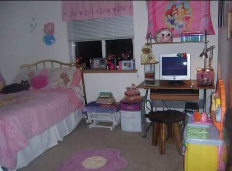 2000s Nostalgia Bedroom, 2000s Childhood Bedroom, 2000s Fever Dream, Childhood Bedroom Aesthetic, Nostalgic Bedroom Aesthetic, 2000s Kids Bedroom, Early 2000s Bedroom, 2008 Nostalgia, Early 2000s House