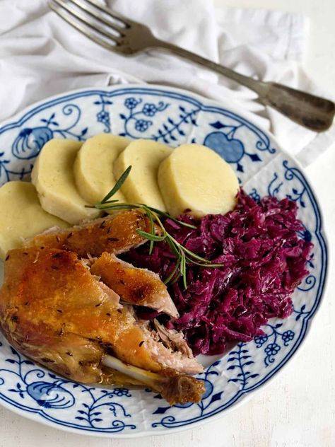 Czech-style roast duck with braised red cabbage and potato dumplings. Roasted Duck Recipes, Ancestral Nutrition, Braised Red Cabbage, Cabbage And Potatoes, Czech Recipes, Romantic Dinner Recipes, Roast Duck, New Year's Food, Duck Recipes