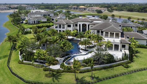 Luxury Resort Style Home, Hamptons Mansion Exterior, Beach Mansion Exterior, Mega Mansions Floor Plan, Coastal Mansion, Big Mansion, Bloxburg Mansion, Florida Mansion, Beach Mansion