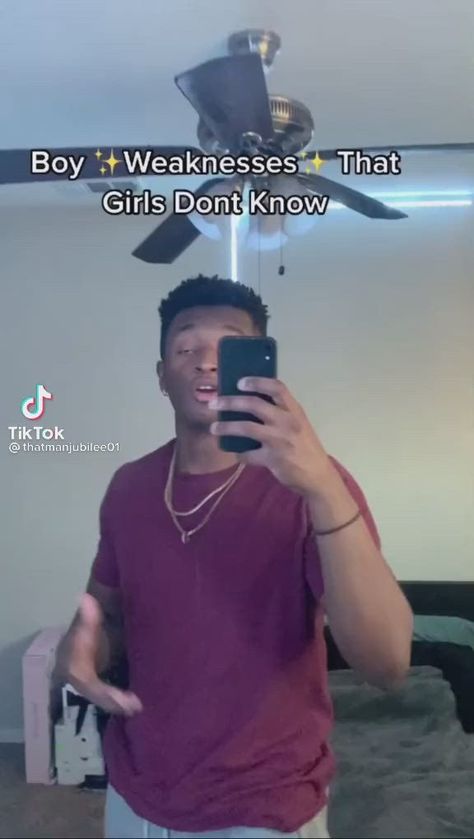 Facts About Guys Tiktok, Guy Advice Tiktok Videos, Extra Spicy Wattpad Pages, Tiktoks About Crushes, Crush Tiktoks About Him, Guy Facts, Guy Tips, Hilarious Funny Pictures, Boy Advice