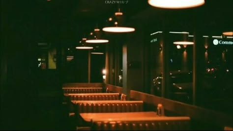 Diner Aesthetic, Liminal Spaces, After Life, It Goes On, Night Aesthetic, One Shot, Small Town, Film Photography, Cinematography