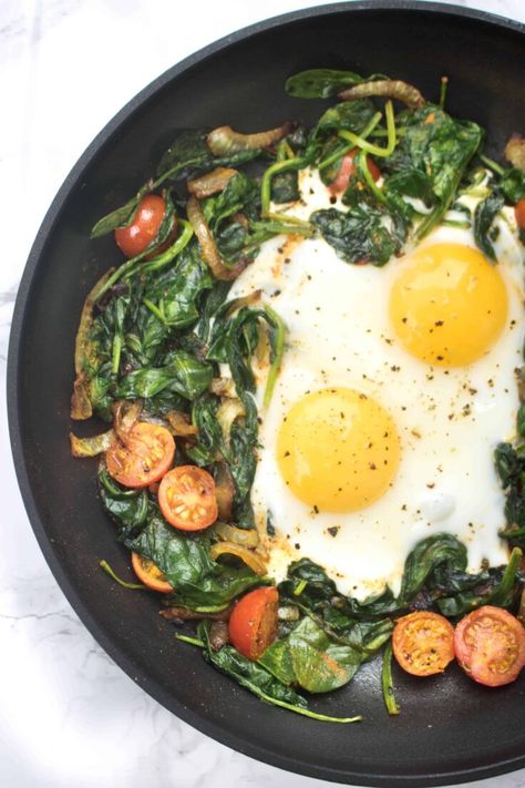 Breakfast Ideas With Eggs, Ideas With Eggs, Eggs And Spinach, Spinach And Eggs, Spinach And Eggs Breakfast, Spinach Breakfast, Spinach Egg, Vegetarian Breakfast, Savory Breakfast