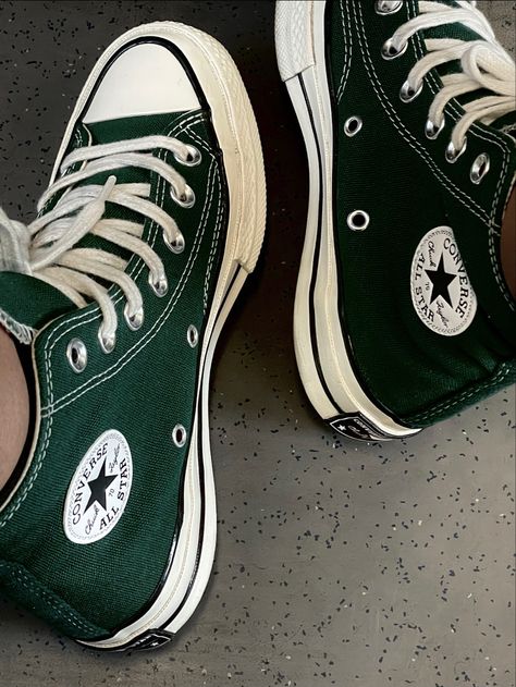 Converse Aesthetic, Cute Converse, Dr Shoes, Regulus Black, Green Converse, All Stars Converse, Hype Shoes, Shoe Inspo, Marauders Era