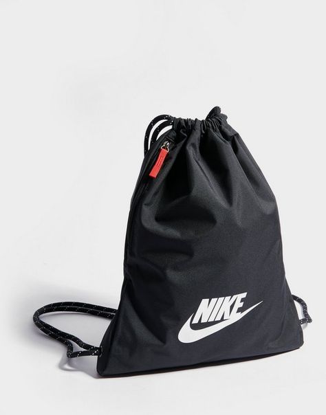 Fugaku Uchiha, Minimalist Clothing Brands, Minimalist Clothing, Nike Bags, Back Bag, Nike Brand, String Bag, Drawstring Bags, Marketing Strategy Social Media