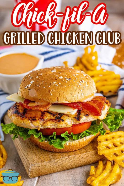 Club Chicken Sandwich, Grilled Chicken Sandwich Healthy, Grilled Bbq Chicken Sandwich, Chicken Club Sandwich, Grilled Chicken Sandwich Recipes, Grilled Chicken Burgers, Chick Fil A Sandwich, Club Sandwich Chicken, Grilled Chicken Sandwich