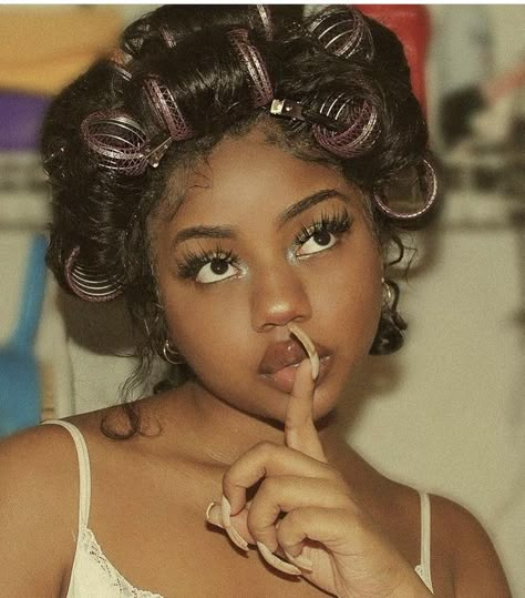 Hair rollers y2k 90’s style hairstyles black girl black woman clean cute nails pink Aa Culture, Vintage Americana Coquette, Americana Coquette, Hairstyles Design, Black Empowerment, Extension Hair, Black Photography, Black Femininity, Vintage Americana