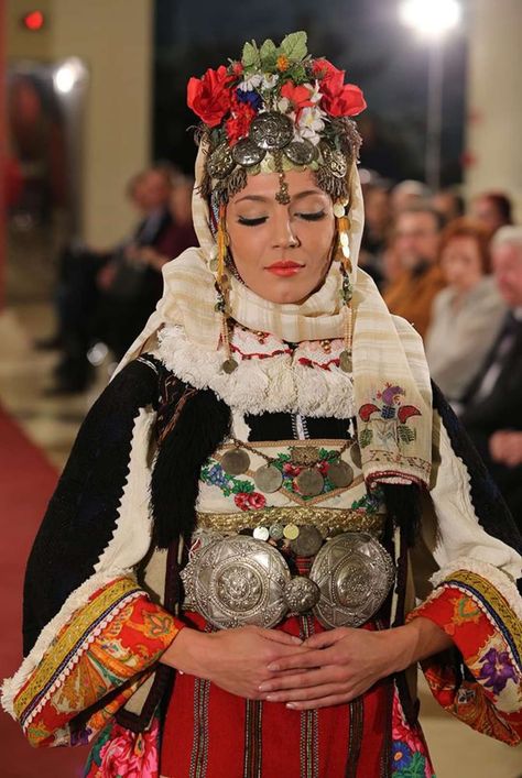 Bulgarian History, Bulgarian Women, Bulgarian Culture, Bulgarian Folklore, Folklore Fashion, Bulgarian Embroidery, Bulgarian Clothing, Unique Culture, Ethno Style