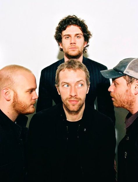 Bands Pictures, Guy Berryman, Coldplay Chris, Cold Play, Chris Martin Coldplay, Jonny Buckland, Chris Martin, Band Pictures, Celebrities Humor