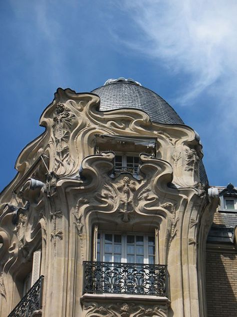 Details, details...Arch. Alfred Wagon, Paris, France, photo by Julio Herrera Ibanez via Flickr. https://musetouch.org/?cat=19 Modern Beaux Arts Architecture, Art Nouveau Design Architecture, Art Deco Arches Architecture, Noveau Art Architecture, Beau Arts Architecture, Art Nevou Architecture, L'art Nouveau, Art Nouveau Paris, Art Nouveau Buildings