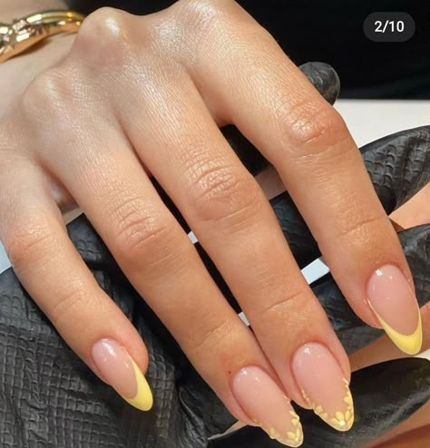 Summer Gel Extension Nails, Nails For A Yellow Dress, Prom Nails Yellow Dress, Nails To Go With Yellow Dress, Nails For Yellow Dress, Nail Idea Spring, Nails Aesthetic Spring, Nails 2023 Acrylic, Spring Nails2023