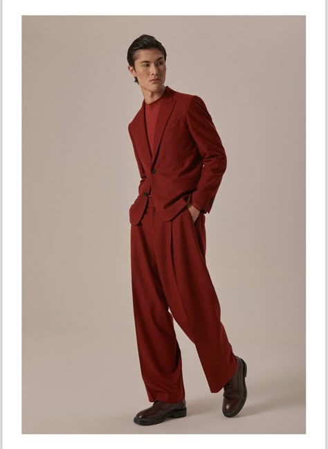 Red Carpet Suits Men, Choir Outfits, Wedding Party Colors, Christmas Outfit Men, Vintage Suit Men, Dresses Gala, Christmas Glam, Portrait Male, Fashion 2025