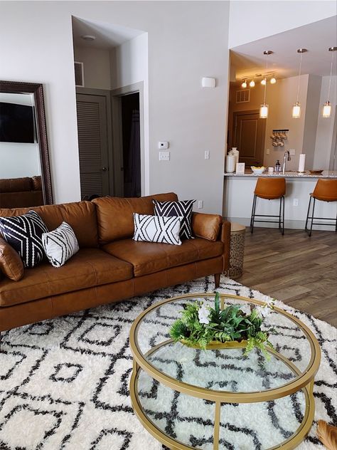 Living room ideas Brown Leather Couch Living Room, Brown Sofa Living Room, Living Room Decor Brown Couch, Leather Couches Living Room, Brown Couch Living Room, Couches Living, Mexico House, Leather Sofa Living Room, Brown Couch