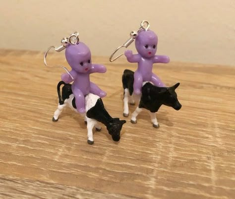 Weird Earrings, Cow Earrings, Weird Jewelry, Plastic Babies, Funky Earrings, 웃긴 사진, Funky Jewelry, A Cow, Fun Earrings