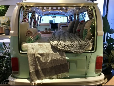 Volkswagen Bus Interior Ideas, Vintage Vw Bus Interiors, Vw Bay Window Bus, Vw Bus Camper Interior, Volkswagen Bus Interior Campers, Volkswagen Van Interior, Vw Van Interior, Combi Hippie, Volkswagen Bus Interior