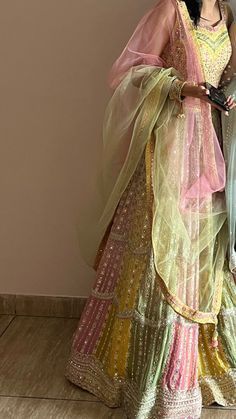 Desi Dress, Trendy Outfits Indian, Desi Wedding Dresses, Pani Puri, Lehenga Wedding, Traditional Indian Dress, Desi Fashion Casual, Pakistani Fancy Dresses, Desi Clothes