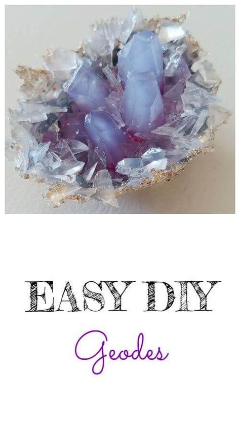 DIY Geodes - Magical March Pinterest Challenge Geode Crafts, How To Make Gems, How To Make Crystals At Home, How To Make Cristal, Diy Cristal, Make Crystals, Geode Diy Projects, Diy Faux Crystals, Diy Crystal Decor