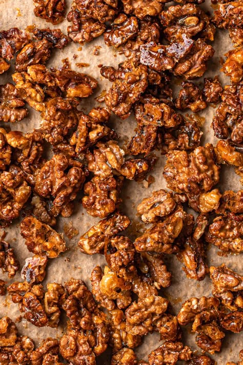 Crunchy Honey Candied Walnuts Honey Roasted Walnuts Recipes, Honey Roasted Nuts Recipe, Honey Glazed Walnuts Recipe, Spiced Walnuts Recipe, Honey Glazed Walnuts, Candied Walnuts For Salad, Recipes With Honey, Roasted Butternut Squash Salad, Honey Walnuts