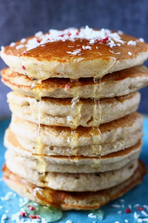 Vegan Oatmeal Pancakes, Vegan Gluten Free Pancakes, Oat Pancake Recipe, Sugar Free Pancakes, Oat Flour Pancakes, Pancakes Protein, Oat Flour Recipes, Vegan Pancake Recipes, Almond Flour Pancakes