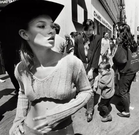 Kate Moss News, Kate Moss Lipstick, Boxing Lessons, Glen Luchford, Harper Bazaar, Kate Mess, Street Portraits, Chelsea Hotel, Extraordinary Moments