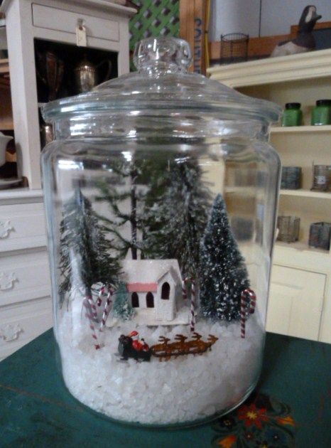 Top 20 Creative Christmas Ideas II - Christmas Decorating Ideas to inspire! Christmas Village Display, Christmas Jars, Christmas Decorating Ideas, Christmas Scenes, Christmas Scene, Christmas Display, Noel Christmas, Christmas Snow, Christmas Table Decorations