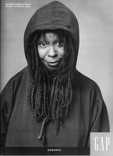 Whoopi Goldberg - Annie Leibovitz for the Gap ad campaign (1990) Annie Lebowitz, Anne Leibovitz, Whoopie Goldberg, Annie Leibovitz Photography, Whoopi Goldberg, Annie Leibovitz, October 2, White Photo, Vanity Fair