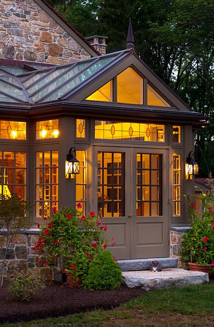 Conservatory Gable Conservatory Front Of House, Conservatory Entrance To House, Build Sunroom, Conservatory Kitchen Extension, Home Conservatory, Conservatory Kitchen, Conservatory Design, Storybook House, Mud Room Entry