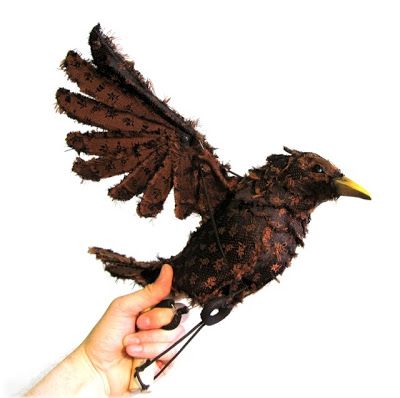 Mechanical Bird, Bird Puppet, Puppetry Theatre, Puppet Inspiration, Swallows And Amazons, Puppet Costume, Clay Creatures, Globe Theatre, Puppet Ideas