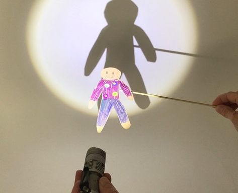 Shadow Activities For Toddlers, Light And Dark Toddler Activities, Shadow Activities For Preschool, Shadow Experiments For Kids, Reggio Preschool Classroom, Shadow Science Activities, Stem Prek, Preschool Shadow Activities, Shadow Experiments