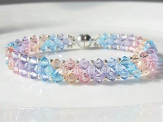 Swarovski Crystal Jewelry Diy, Swarovski Crystals Diy, Crystal Bracelets Tutorial, Crystal Jewelry Diy, Bead Weaving Tutorials, Friendship Bracelet Patterns Easy, Crystal Bead Jewelry, Bracelets Handmade Diy, Diy Jewelry Unique